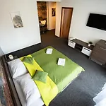 Wellness Ferrata 3* マルティン