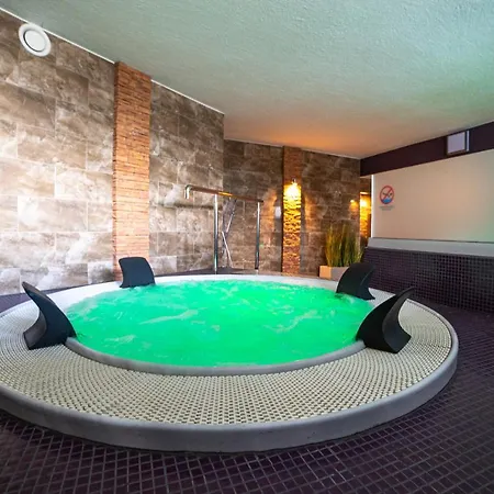 Wellness Ferrata 3* Martin